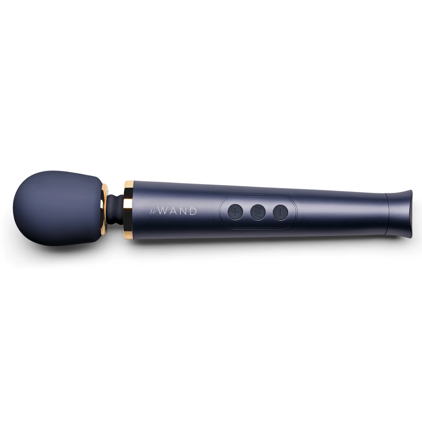 Le Wand Petite Rechargeable Massager